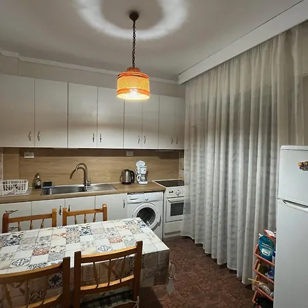 Appartement Athina's And Balcony Nea Kallikrateia