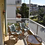 Athina's And Balcony דירה Nea Kallikrateia