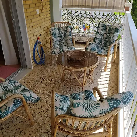 アパート Athina's And Balcony