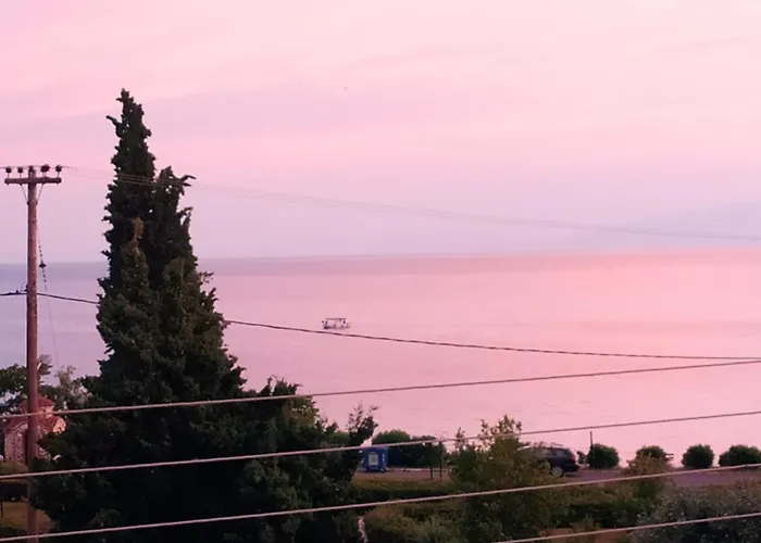 Athina's * Nea Kallikrateia