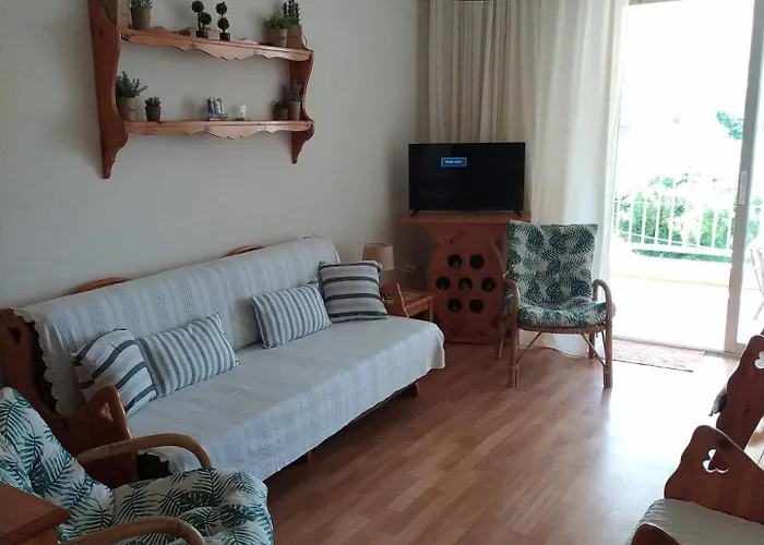 Athina's * Nea Kallikrateia